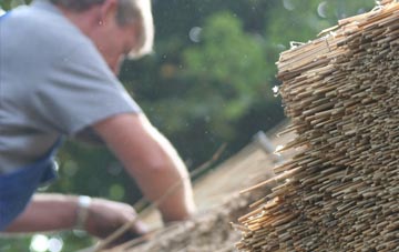 professional Llanddewi Rhydderch thatchers